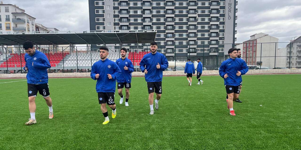 Süper Amatör Lig’de liderlik yarışı kızışıyor