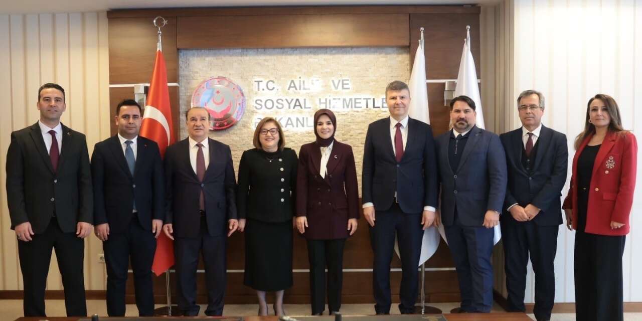 Bakan Göktaş: "Büyüklerimizin refahını ve sosyal hayata katılımını artıracak çalışmaları yaygınlaştırıyoruz"