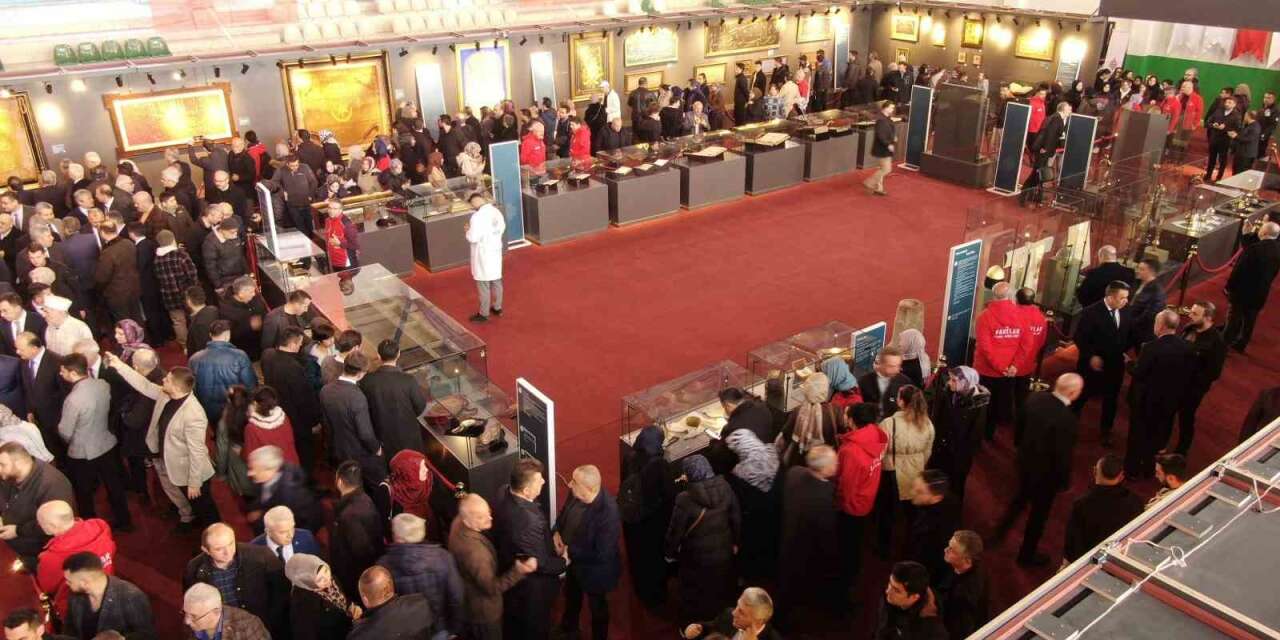 Kutsal emanetlere Kastamonu’da yoğun ilgi