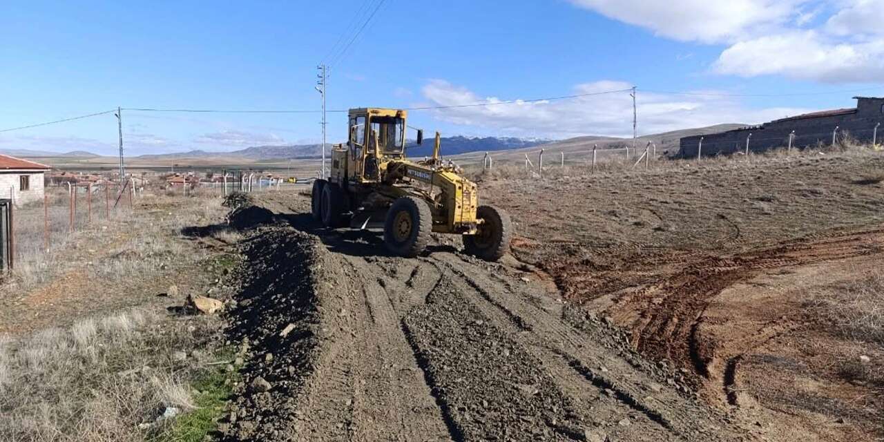 İl Özel İdaresi ekipleri sahada hizmet üretiyor
