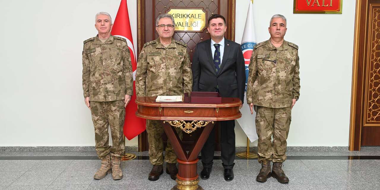 Komutan Tokel’den Vali Sarıibrahim’e ziyaret