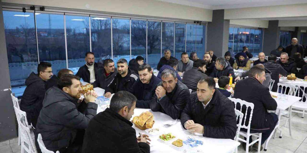 Alaca Belediyesi personelleri iftar programında buluştu