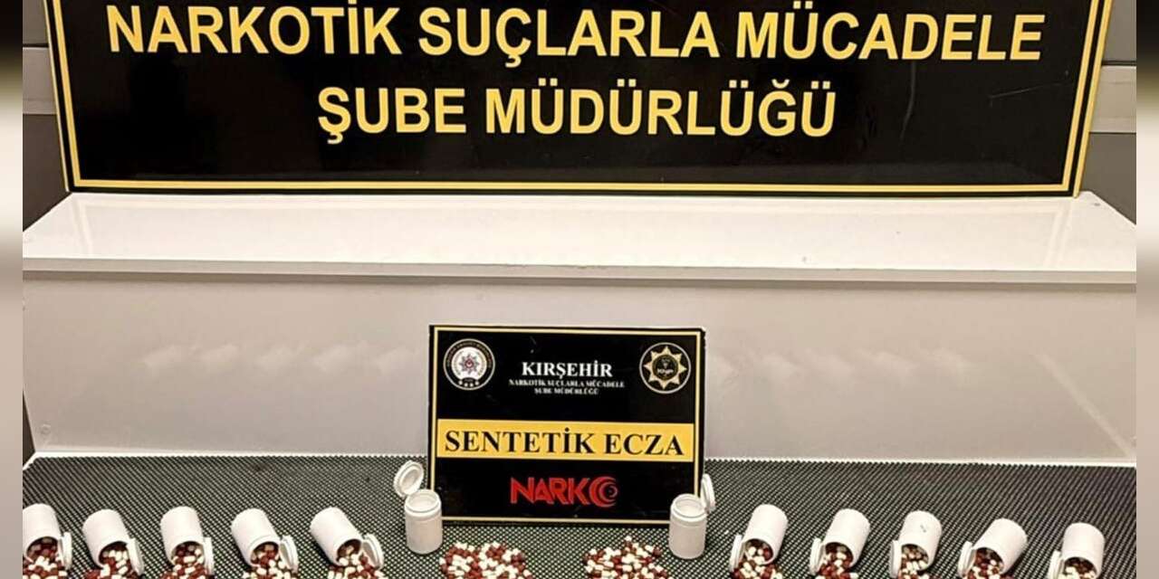 Kırşehir’de polis 660 adet sentetik hap ele geçirdi
