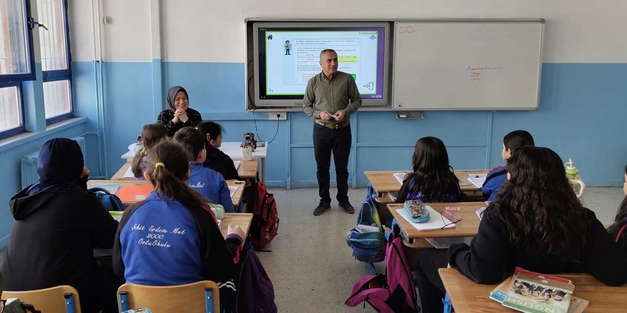 Öğrencilere doğa koruma ve biyoçeşitlilik eğitimi verildi