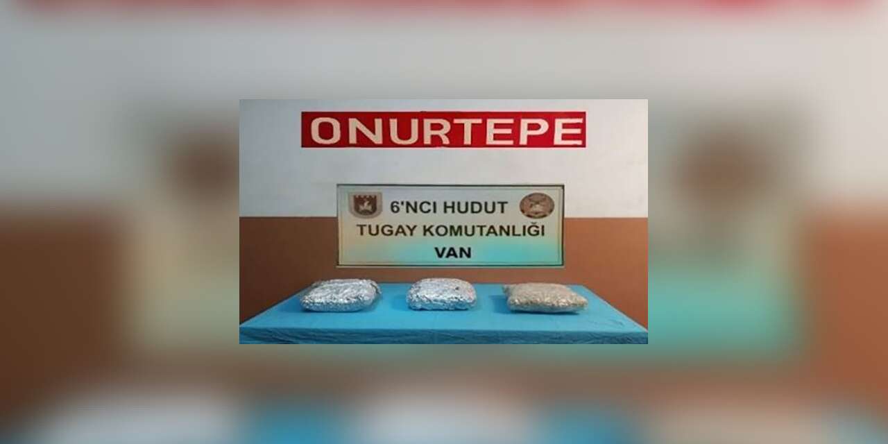 Hudutta uyuşturucu kaçakçılarına Mehmetçik engeli: 4 kilo uyuşturucu ele geçirildi