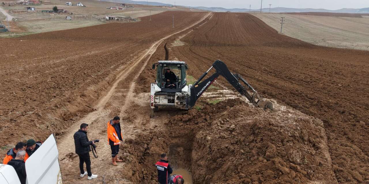 Kırıkkale Belediyesi’nden Arife Gününde Fedakâr Mesai