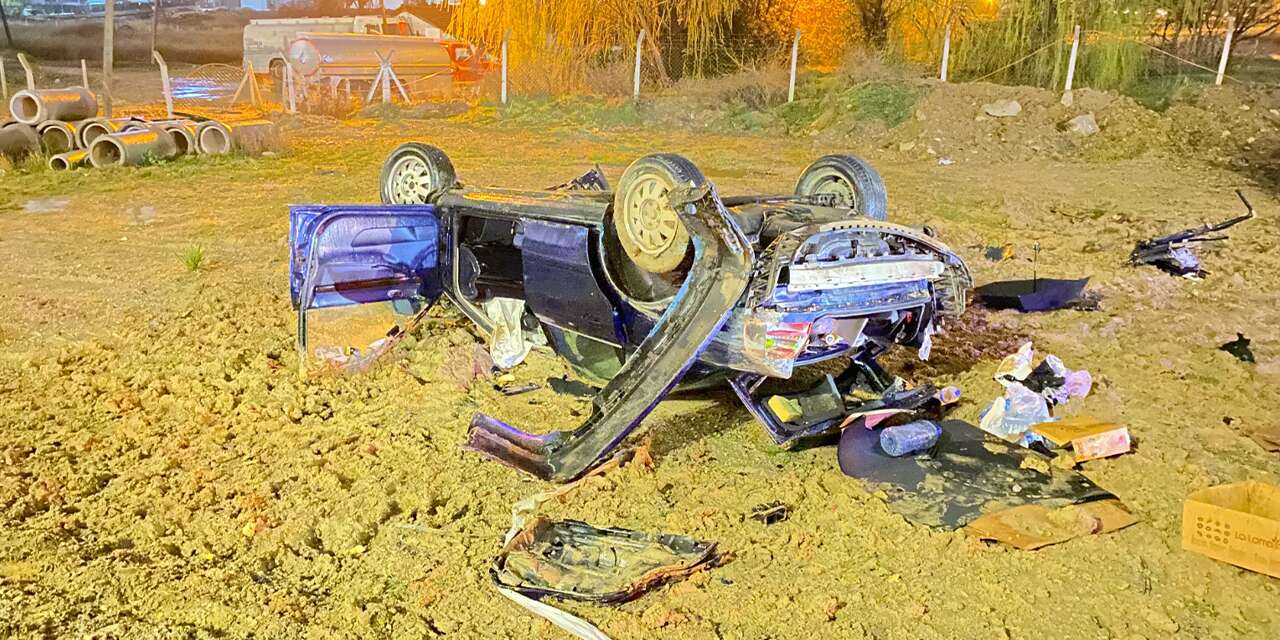 Takla atan otomobilde feci şekilde can verdi!