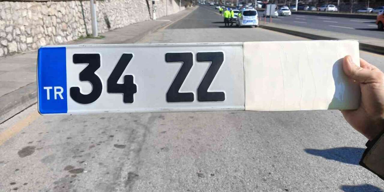 EGM Trafik Daire Başkanı Mutlu’dan standart ve ‘APP’ plaka arasındaki farklarla ilgili açıklama