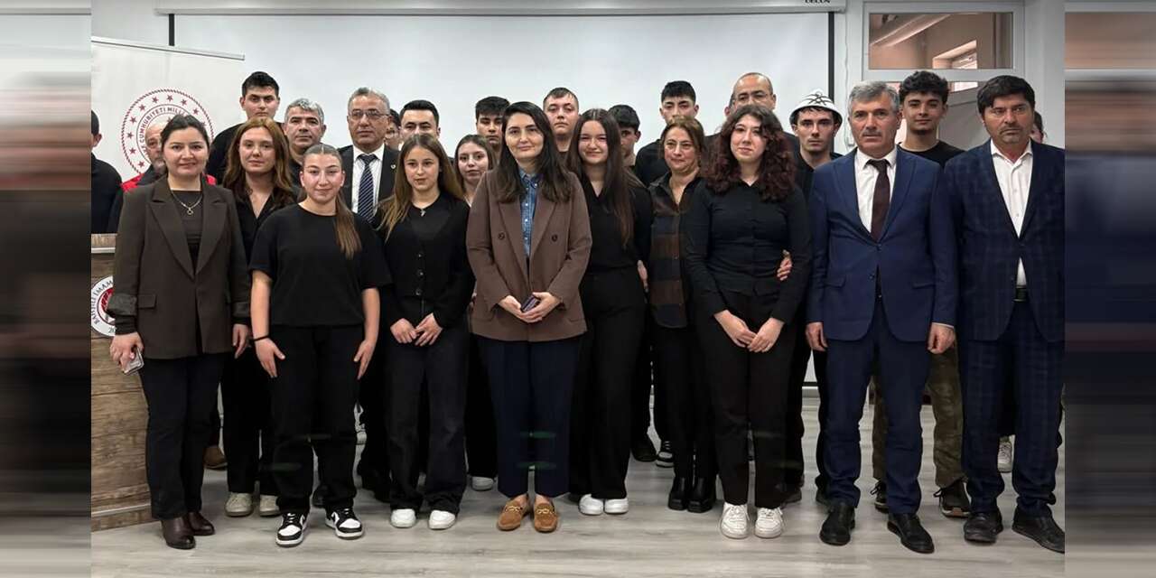 Bahşılı’da Çanakkale Zaferi’nin 111. Yılı Coşkuyla Anıldı