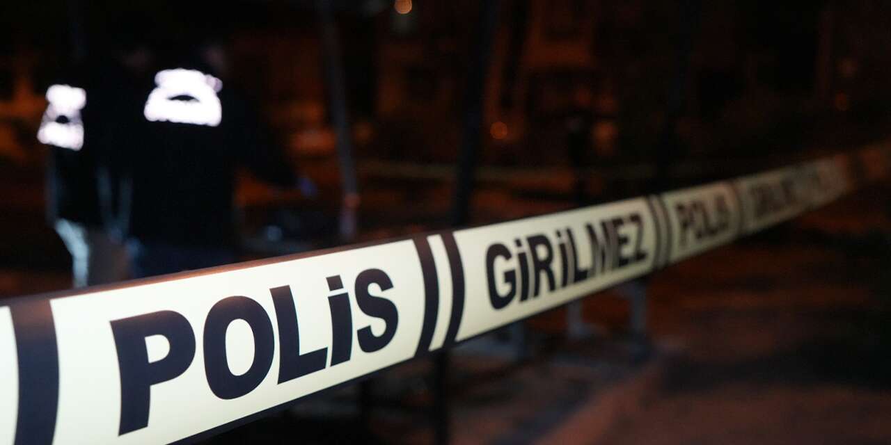 Baba dehşeti: Oğlunu tüfekle öldürdü!