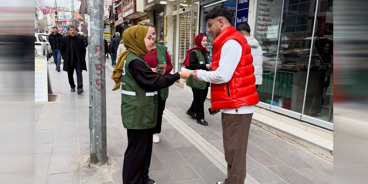 Yeşilay’dan cadde sokak bağımlılıkla mücadele çalışması