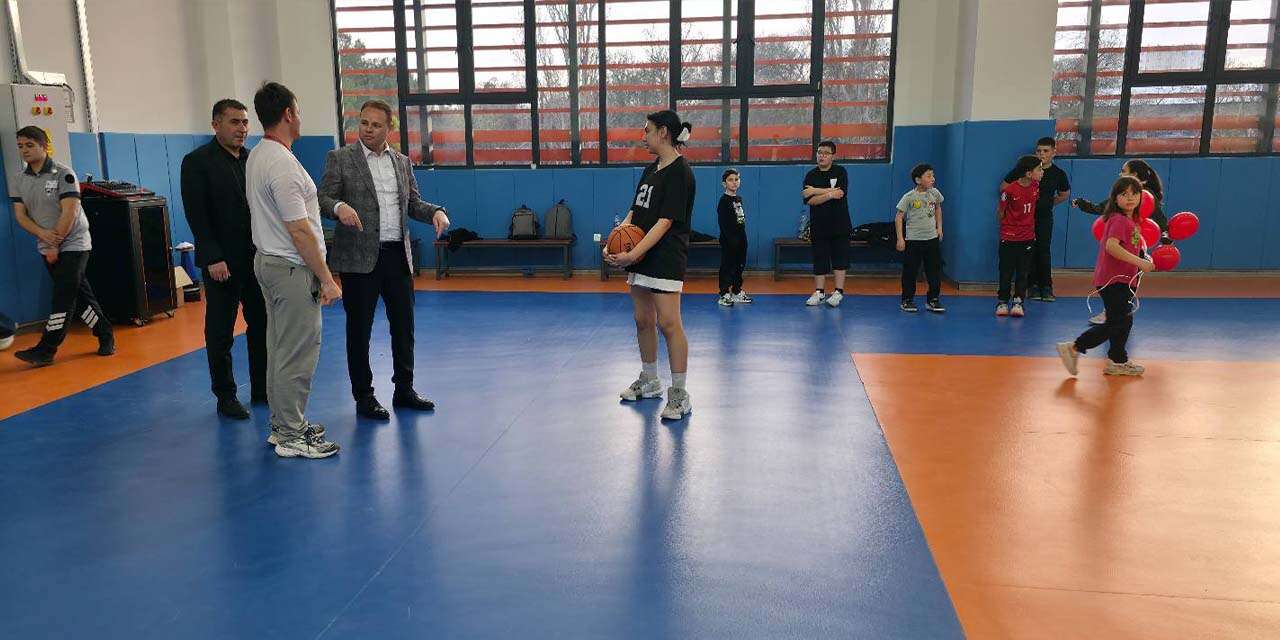 Yeni spor kompleksinde eğitimler devam ediyor