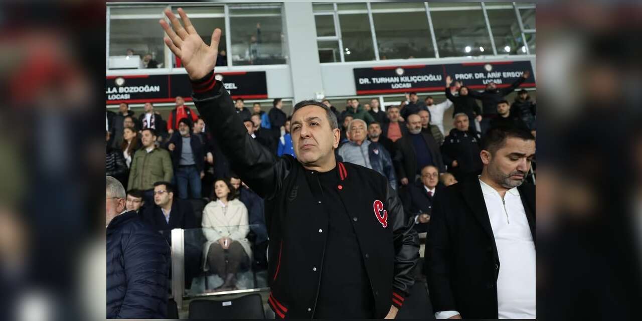 Başkan Dere: "Umutsuzluğa kapılmak ya da geri adım atmak yok"