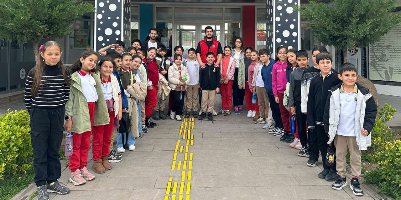 Gençlik Merkezi kapılarını öğrencilere açtı