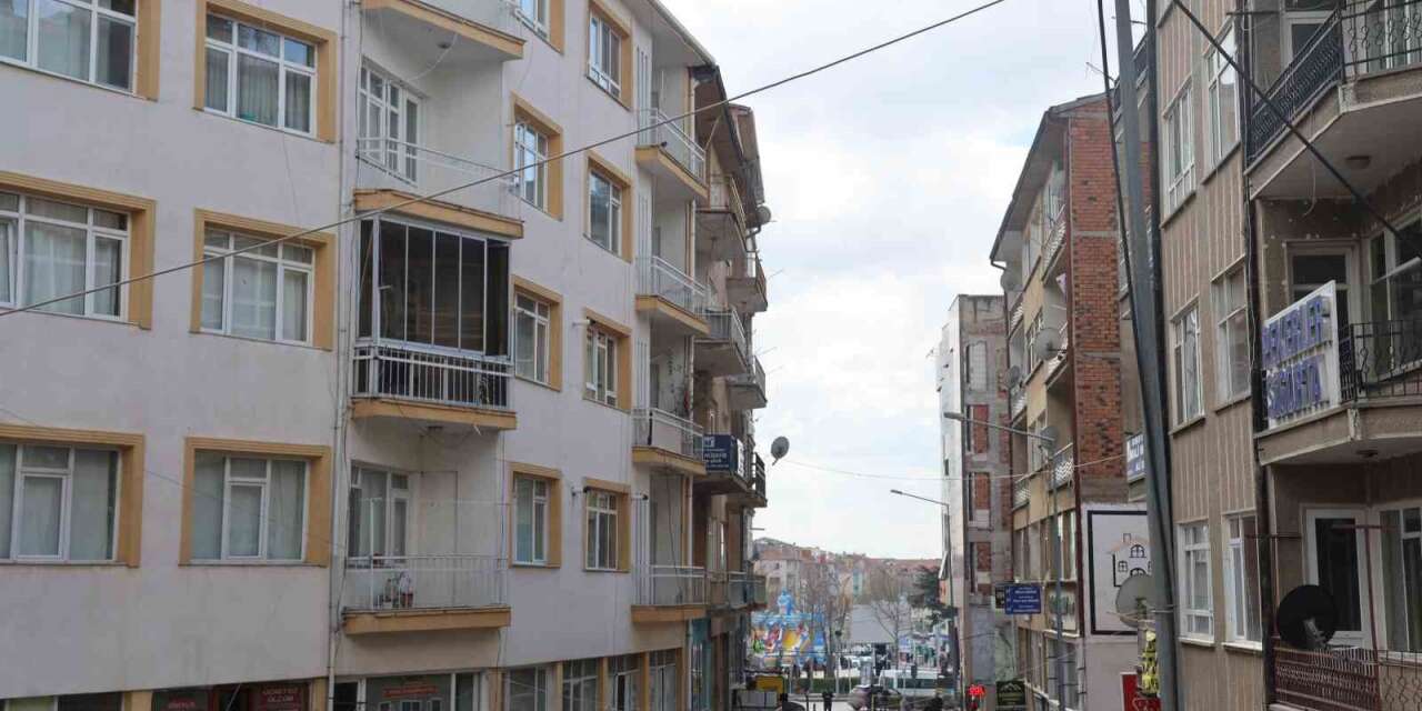 Kırşehir’de eski yapılardaki dairelere kiralama talebi düştü