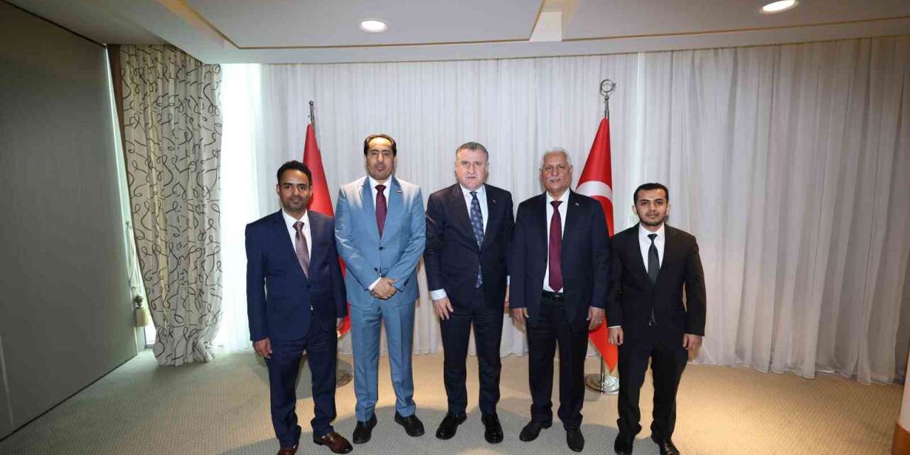 Bakan Bak’tan Antalya’da yoğun spor diplomasisi