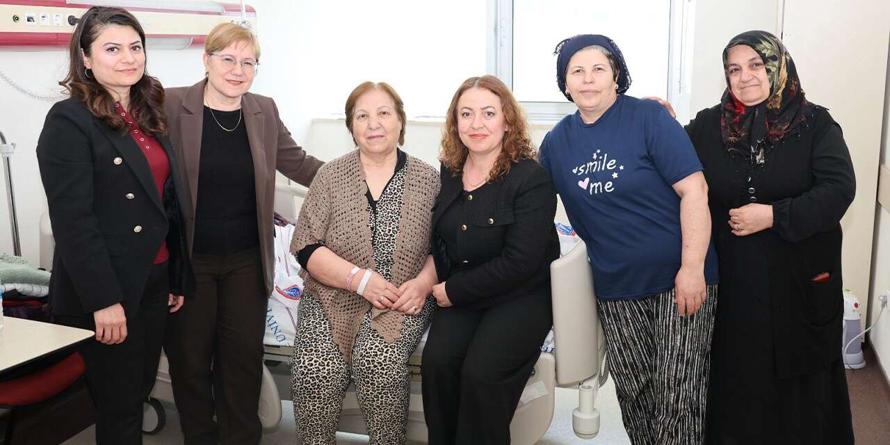 Kırıkkale Belediyesi’nden hastalara moral ziyareti