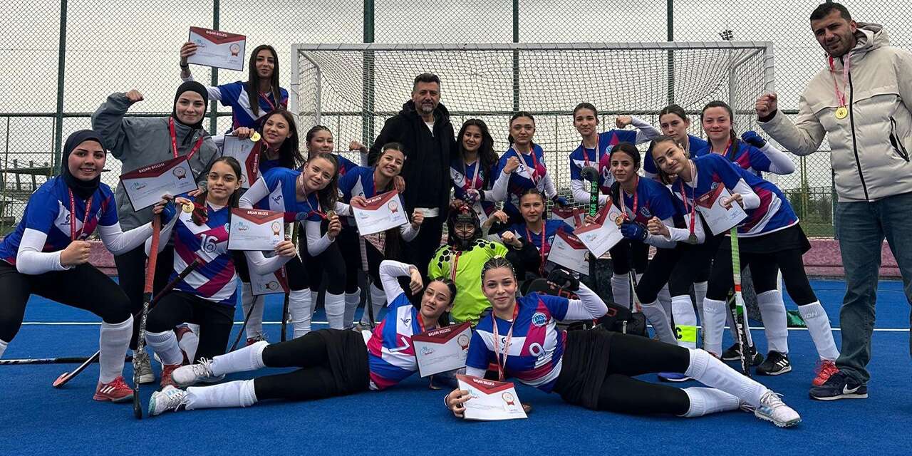 Kırıkkaleli Genç Hokeyciler Konya’da zirveye çıktı
