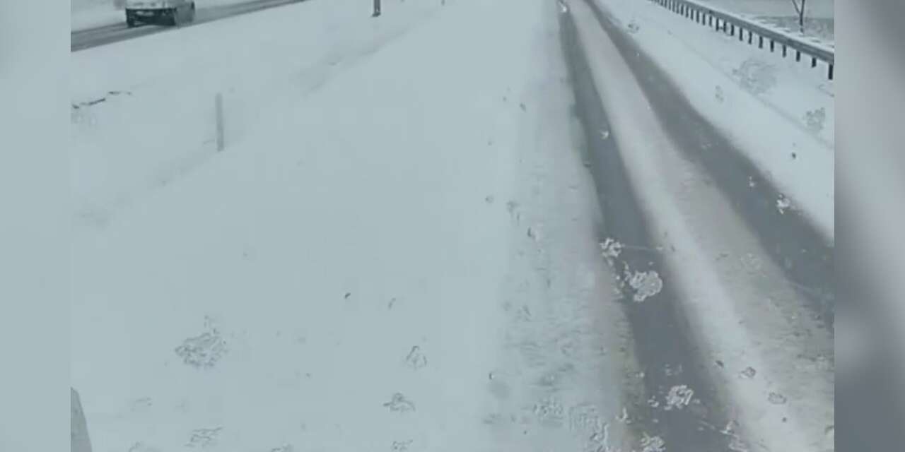 Yozgat’ta karayolları ekipleri kar mesaisinde