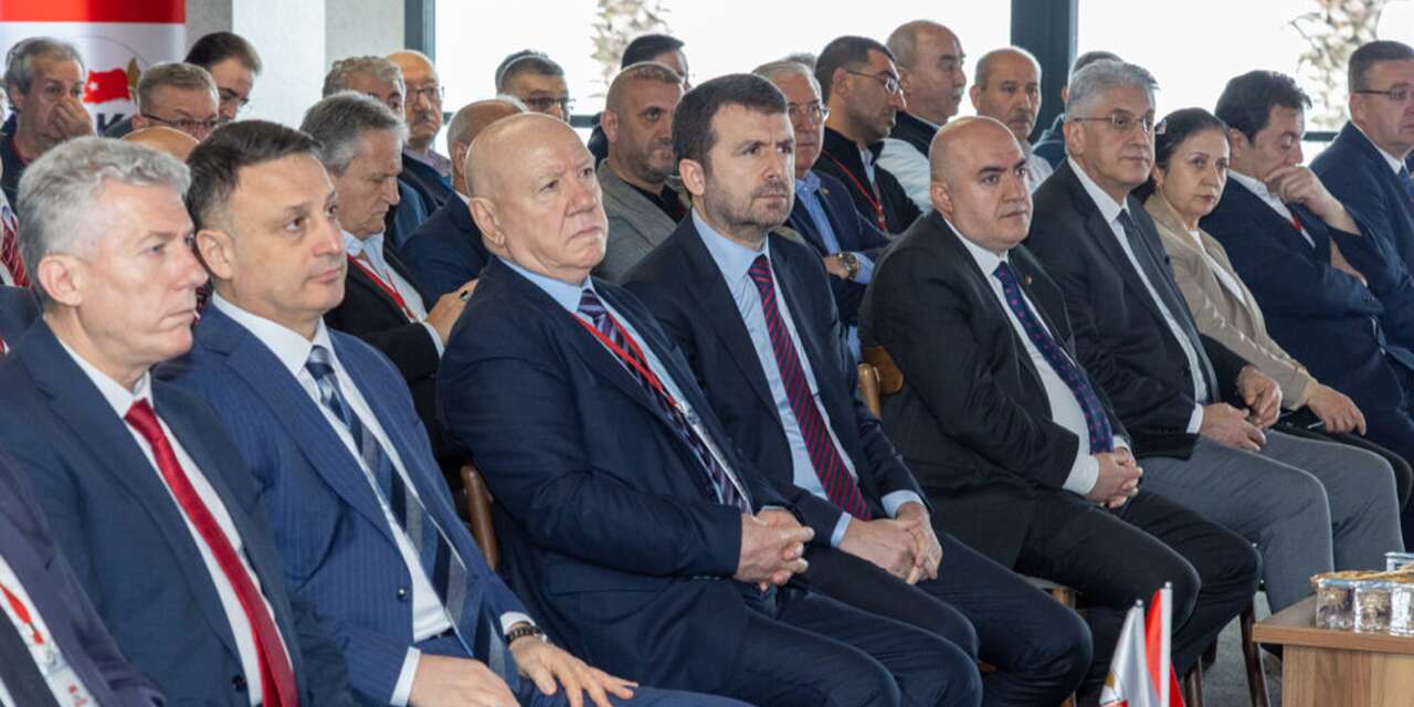 BİK Genel Müdürü Çay: “Gazeteciler büyük bir sorumluluk üstleniyor”