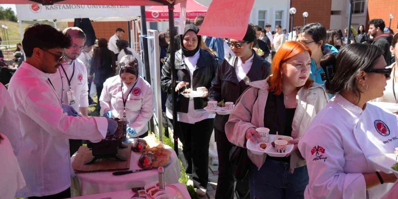 Türkiye’nin lezzetleri Kastamonu’da buluştu, öğrenciler yoğun ilgi gösterdi