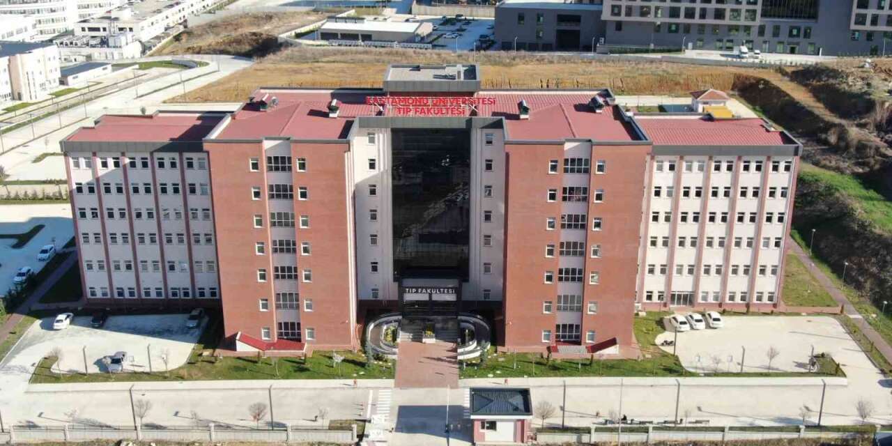 Kalça protezi ameliyatlarını kolaylaştıracak cerrahi alet tescillendi