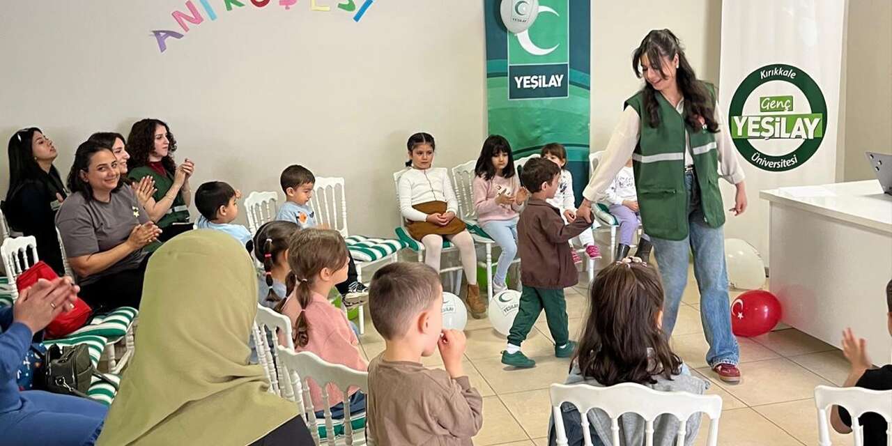 Yeşilay’dan çocuk şenliği