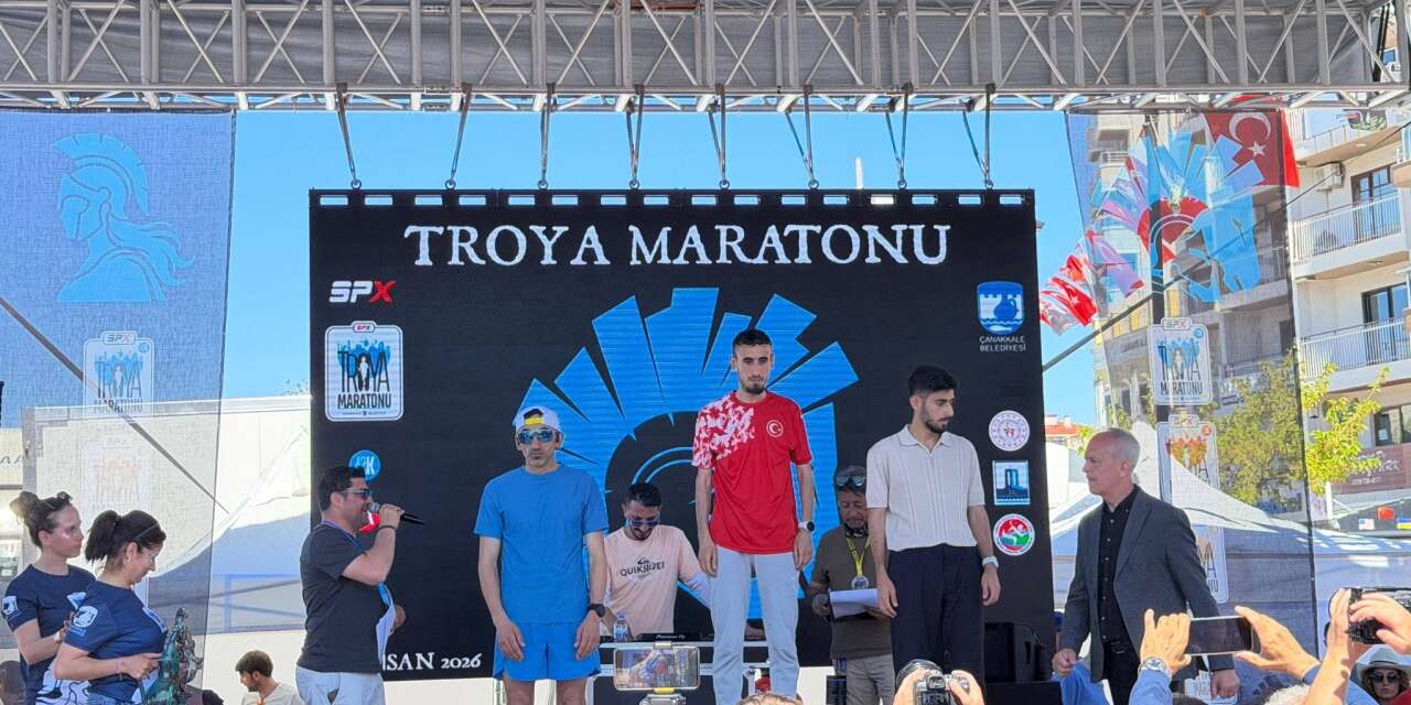 Bahattin Üney, Çanakkale’ye damga vurdu