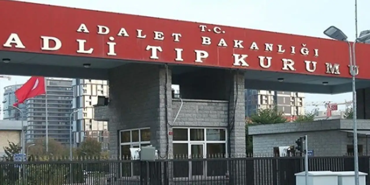 Kavgada öldürülmüştü: Kavgada kullanılan bıçaklar Adli Tıp Kurumu’nda incelenecek