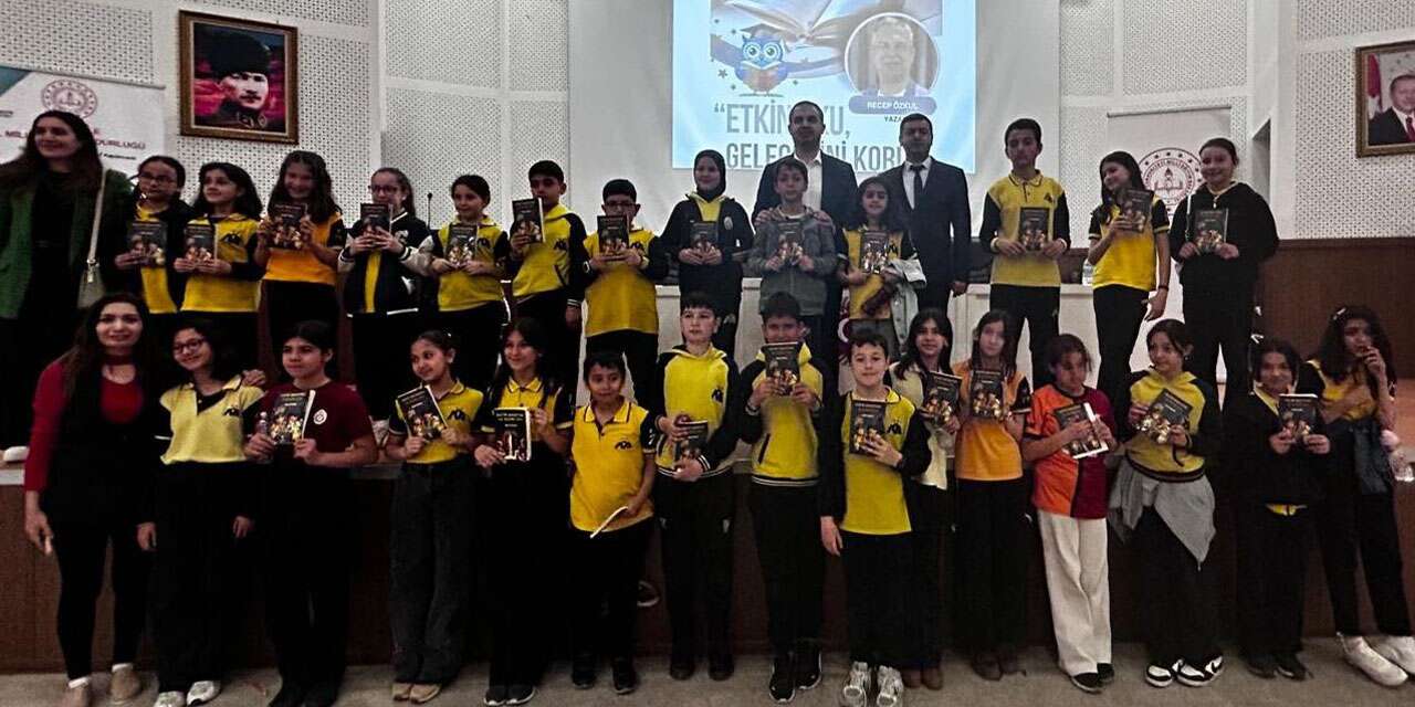 Öğrenciler Yazar Özkul ile buluştular