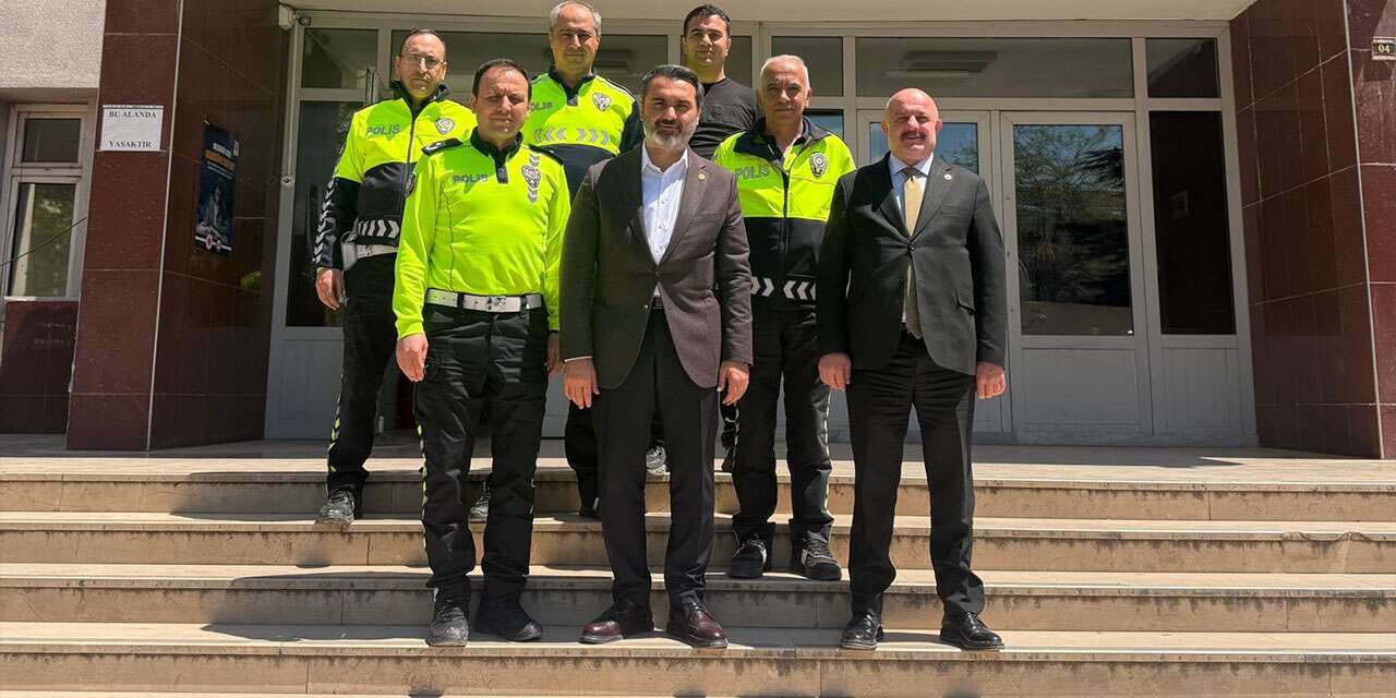 Kaplan ve Ceylan’dan Trafik Polislerine ziyaret