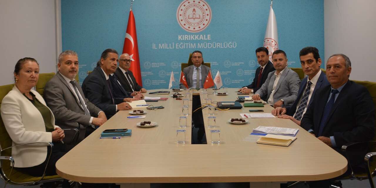 Eğitim çalışmaları ve planları görüşüldü
