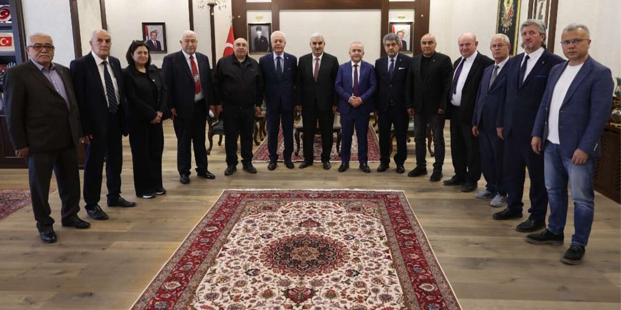 Türk Dünyası Gazeteciler Federasyonu’ndan Hatipogluna ziyaret