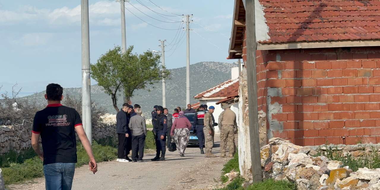 Akrabalar arasında arazi kavgası kanlı bitti 1 ölü, 2 yaralı
