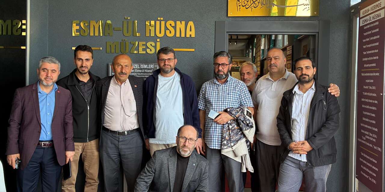 Külliyede manevi eğitim çalışmaları dikkat çekiyor
