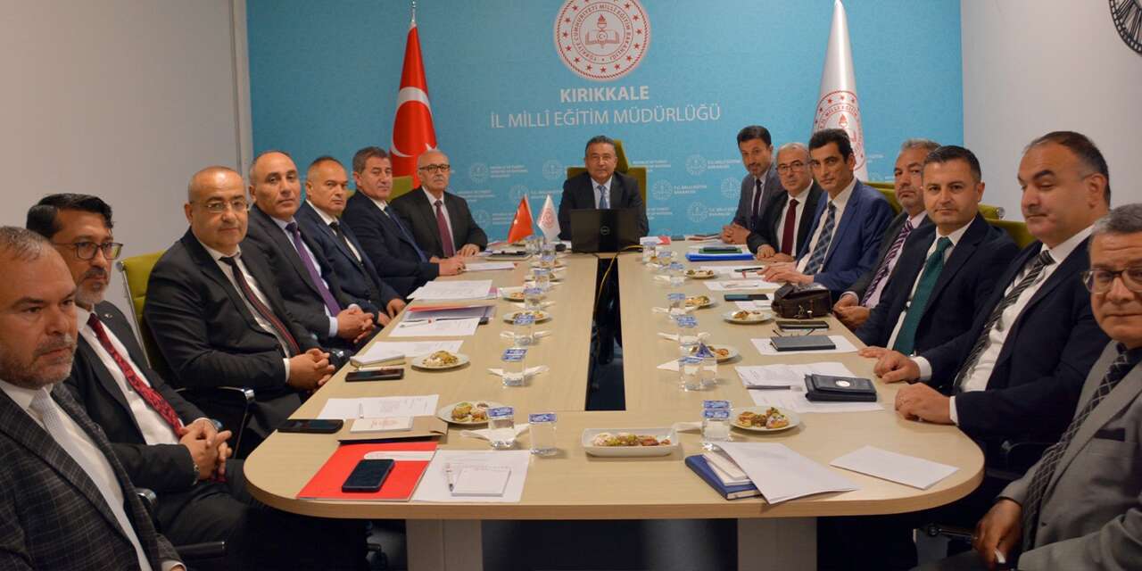 Eğitimde güvenlik tedbirleri görüşüldü