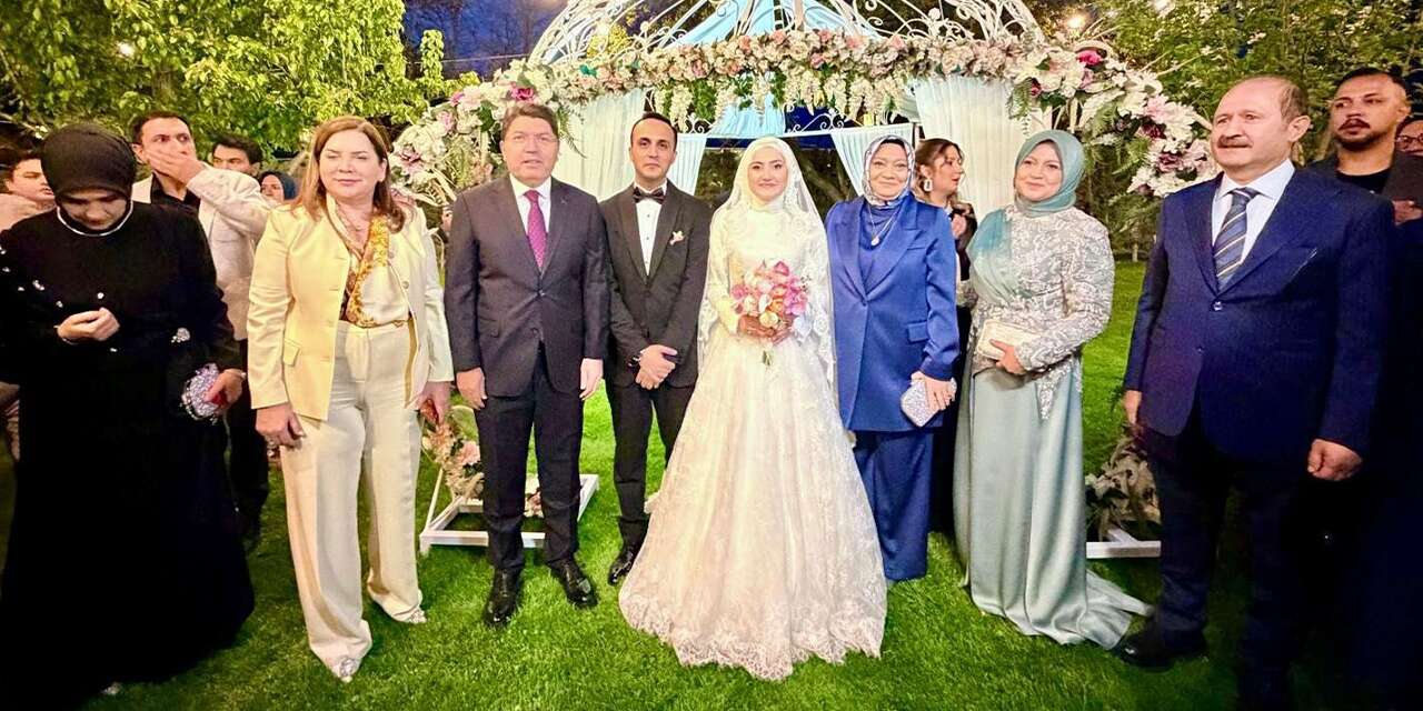 Ramazan Can’ın mutlu günü: Siyaset dünyası bu düğünde buluştu