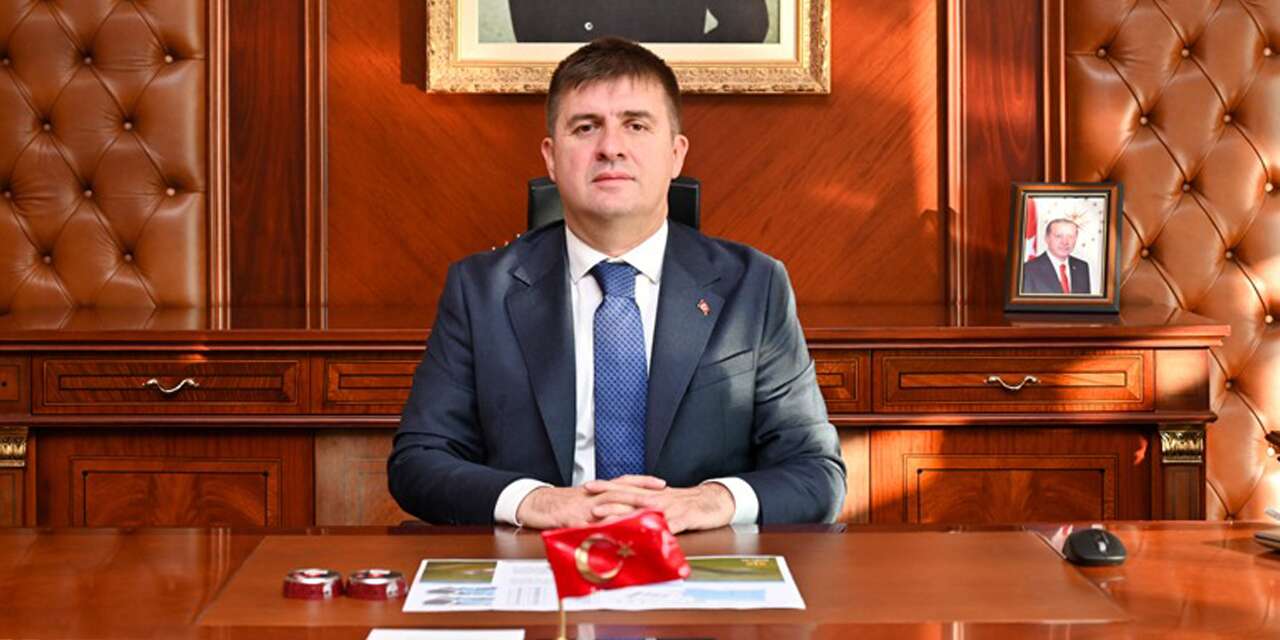Vali Sarıibrahim: “İstiklal mücadelesinin meşalesi yeniden yandı”
