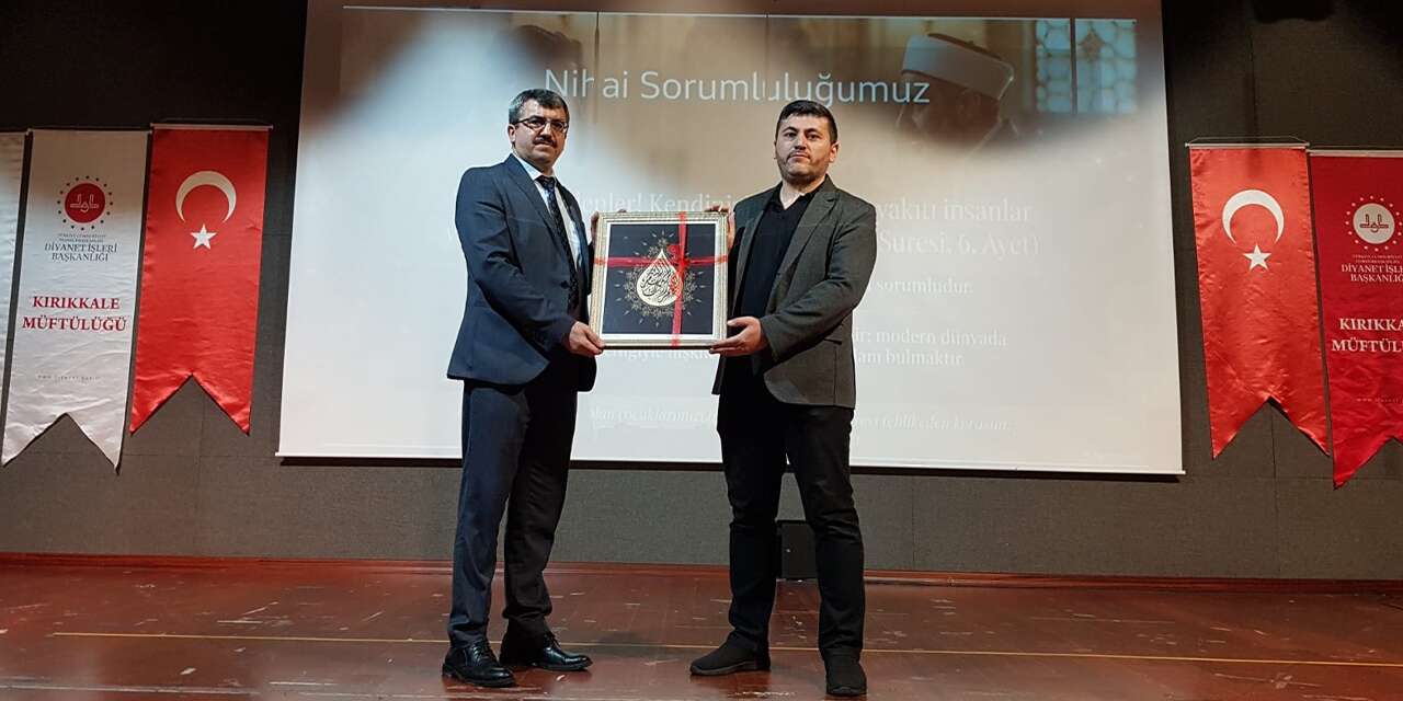 Dijital Dünyada Çocuk ve Aile konferansı
