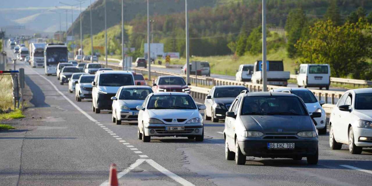 43 ilin geçiş noktasında bayram hareketliliği başladı