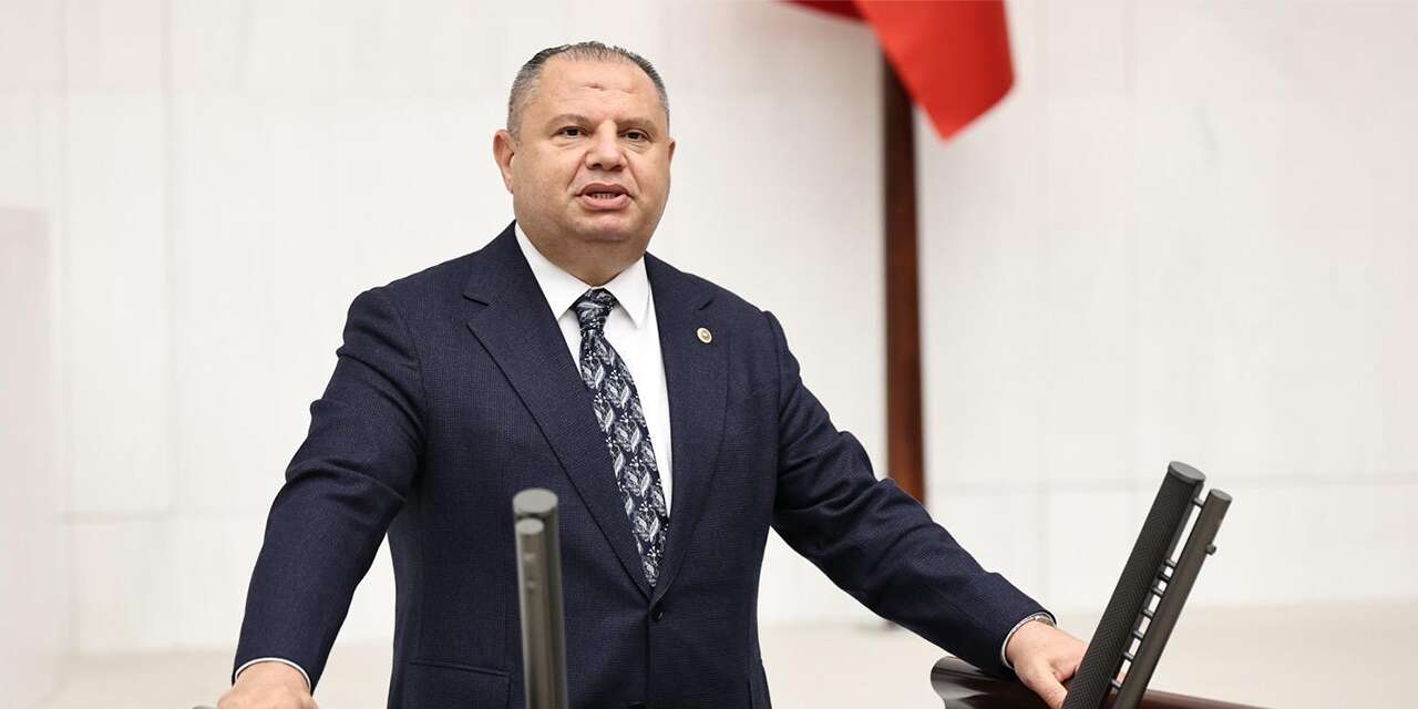 Öztürk: “Bayramlar, kardeşlik ve sevginin nişanesidir”