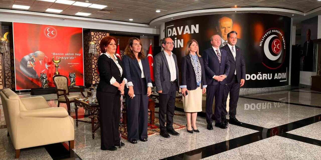 DEM Parti, MHP’ye bayram ziyaretinde bulundu