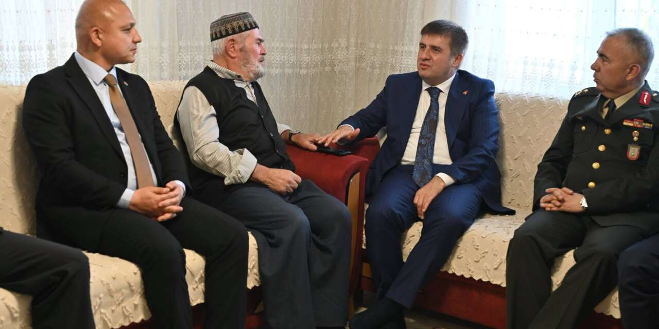 Şehit Şükrü Ceylan’ın ailesine duygusal ziyaret