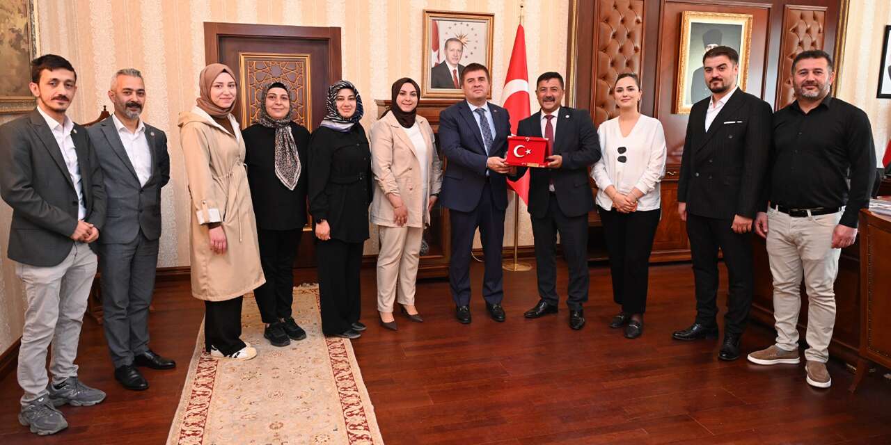 Genç Sağlık Sendikası’ndan Vali Sarıibrahim’e ziyaret
