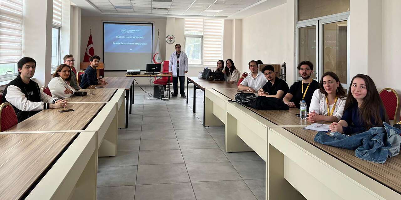 Tıp Fakültesi öğrencilerine sağlıklı yaşam eğitimi