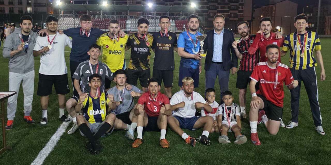 Yurt öğrencileri futbol maçında yarıştı