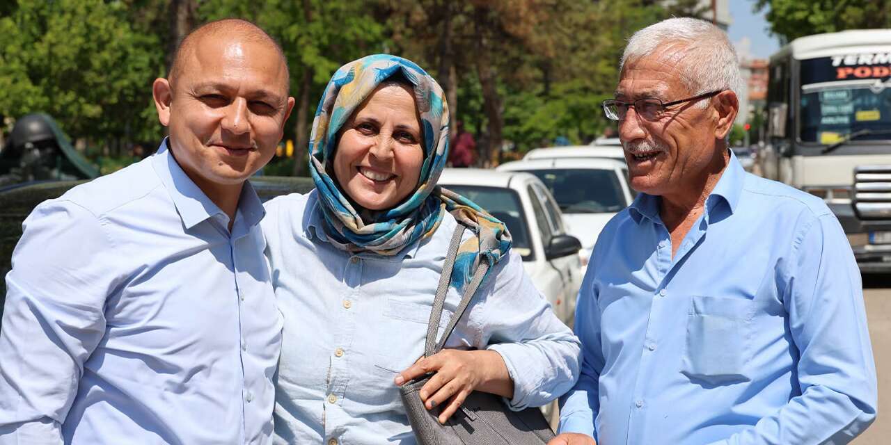 Başkan Önal, belediye hizmetlerini vatandaşlarla konuştu