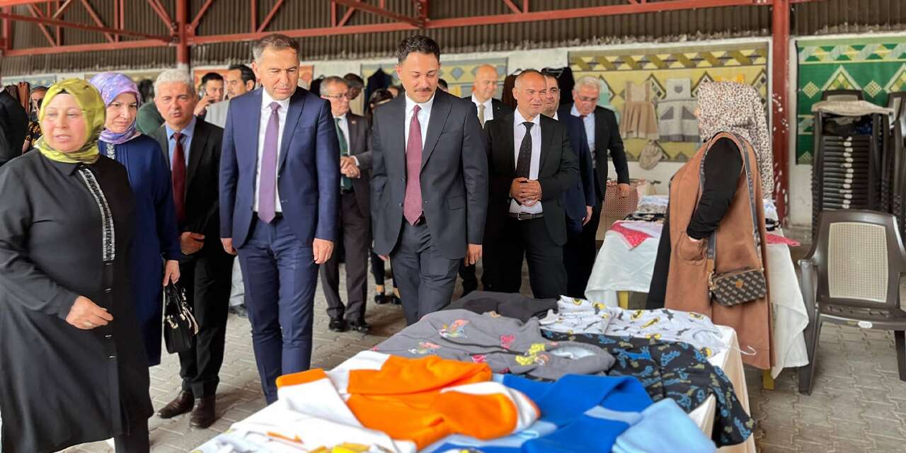 Delice Halk Eğitim Merkezi’nden el emeği göz nuru sergisi