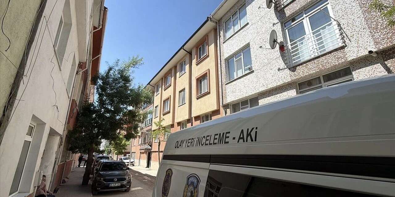 2 çocuk annesi kadın evinde ölü bulundu