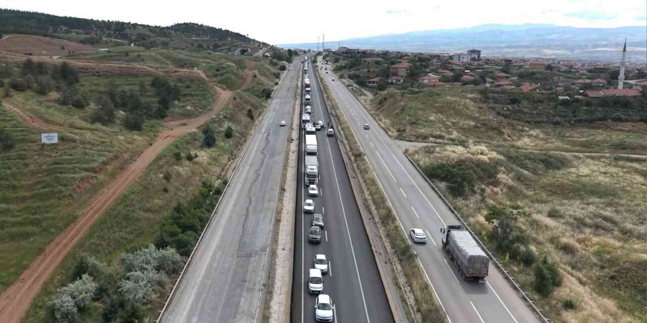 Kırıkkale - Ankara yoluna dikkat! Trafik durma noktasına geldi